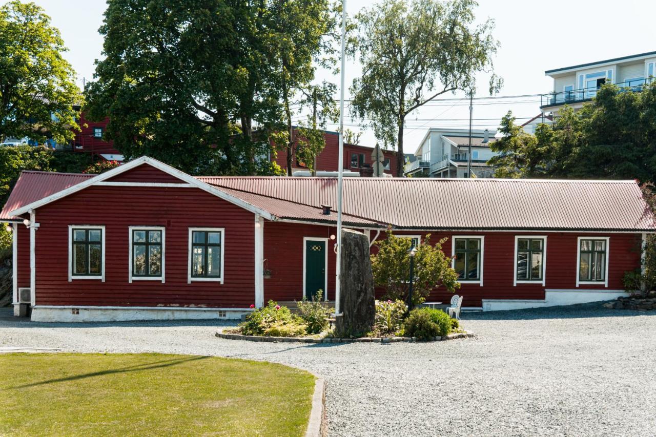 Villa Brattholmen Buitenkant foto